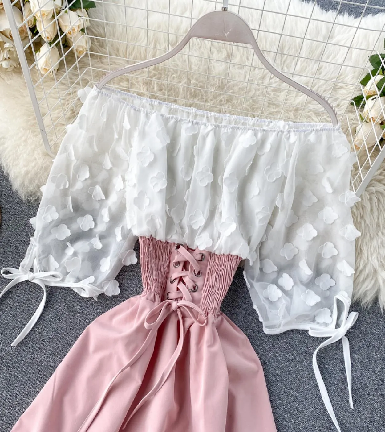 Abito in patchwork di fiori in chiffon Abito corto in chiffon Fiore 2023 Spalla
