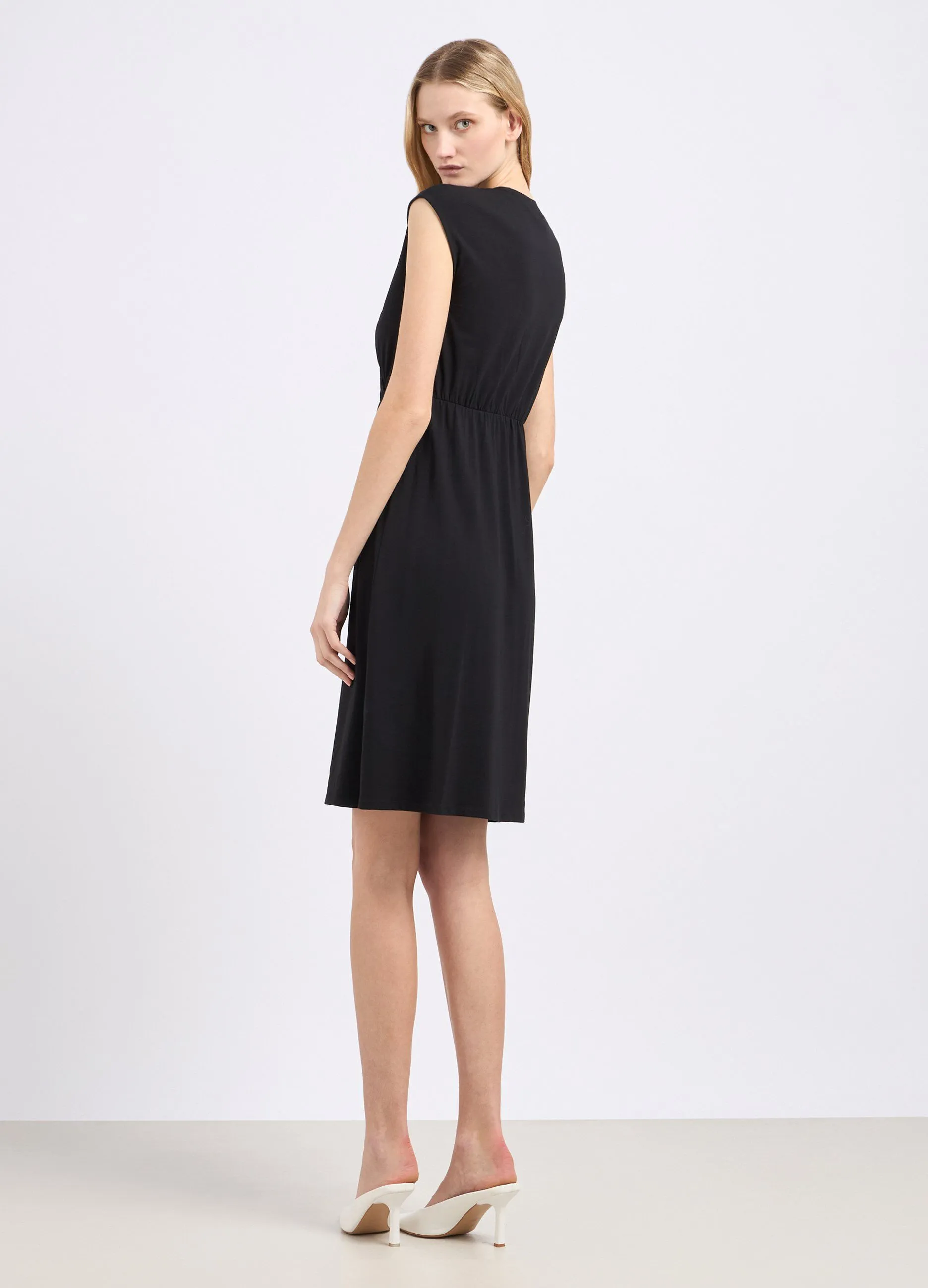 Abito smanicato in cotone stretch