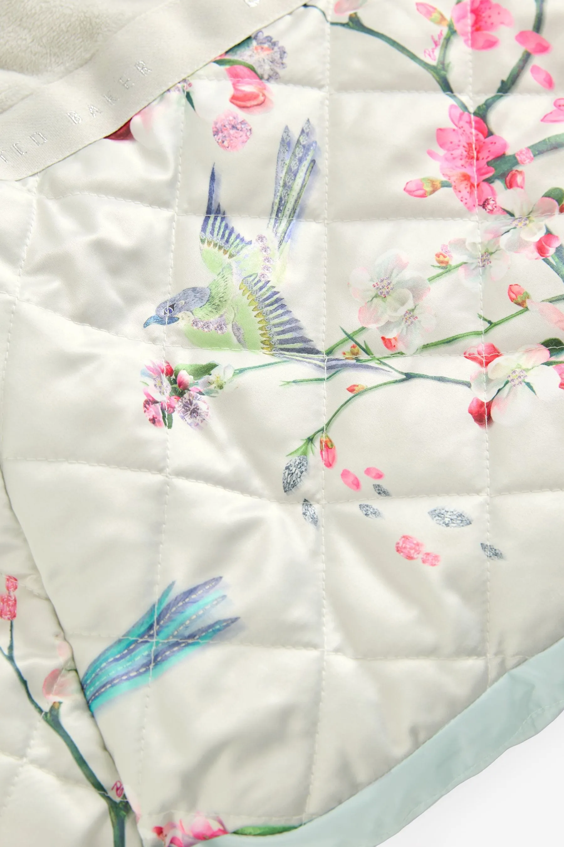 Baker by Ted Baker Antipioggia Rosa Farfallino Cappotto Imbottito con Cintura    