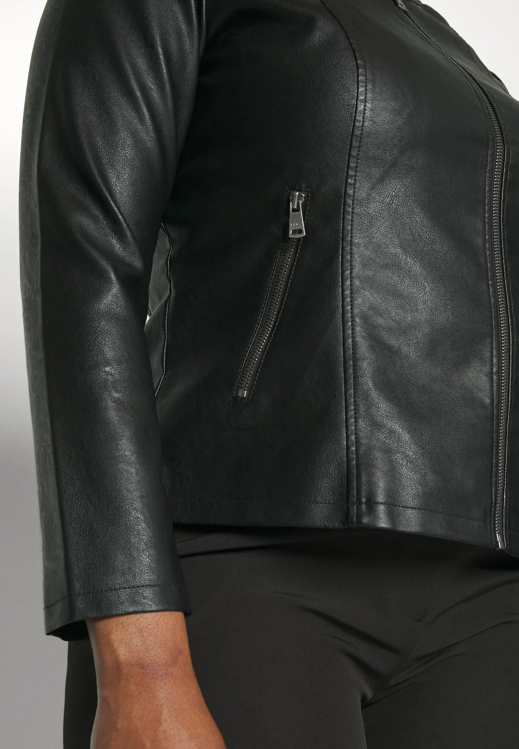 CARNEWMELISA JACKET  - Giacca in similpelle