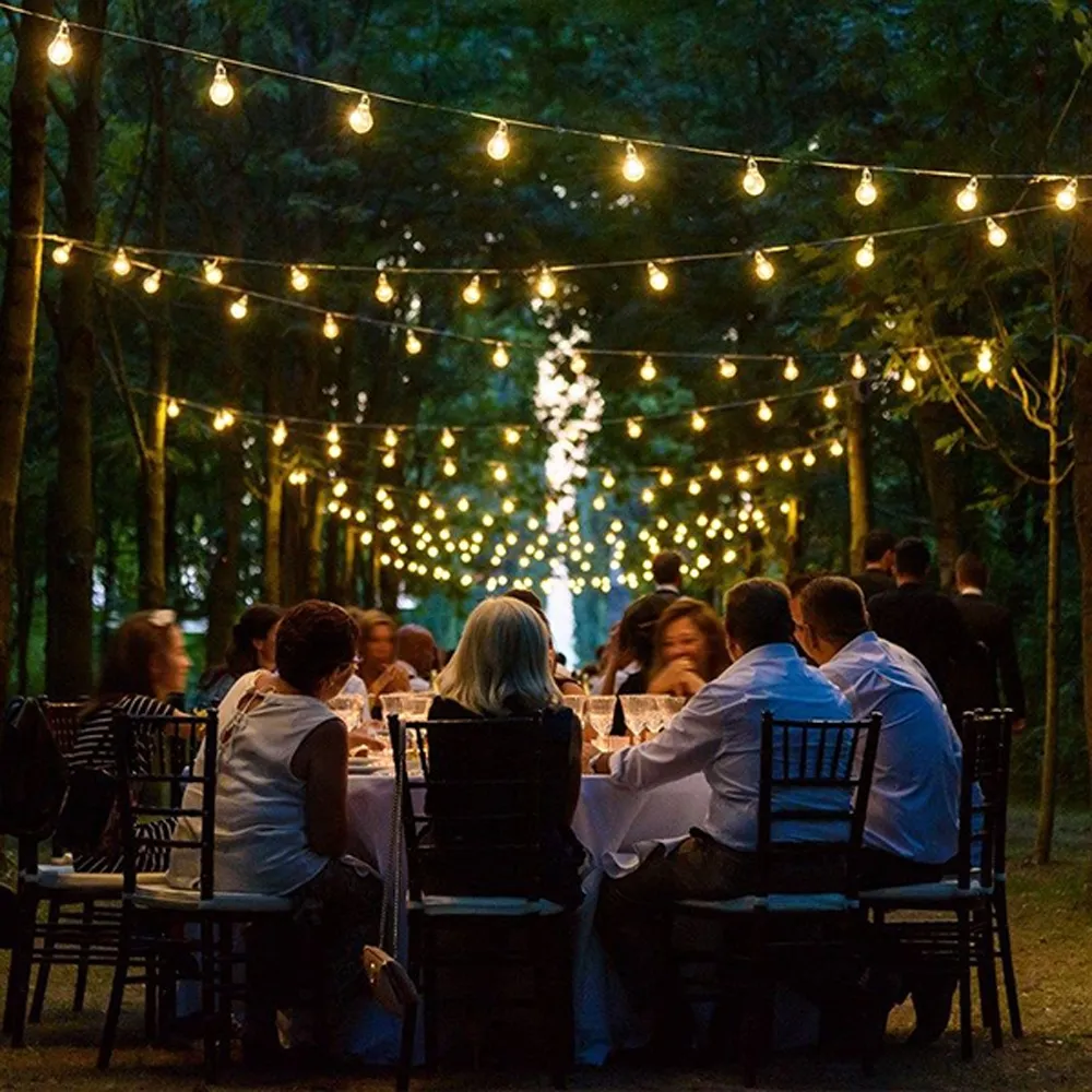 Catena di luci lineare 10 metri per 10 lampadine E27 IP54 Bianca Wisdom
