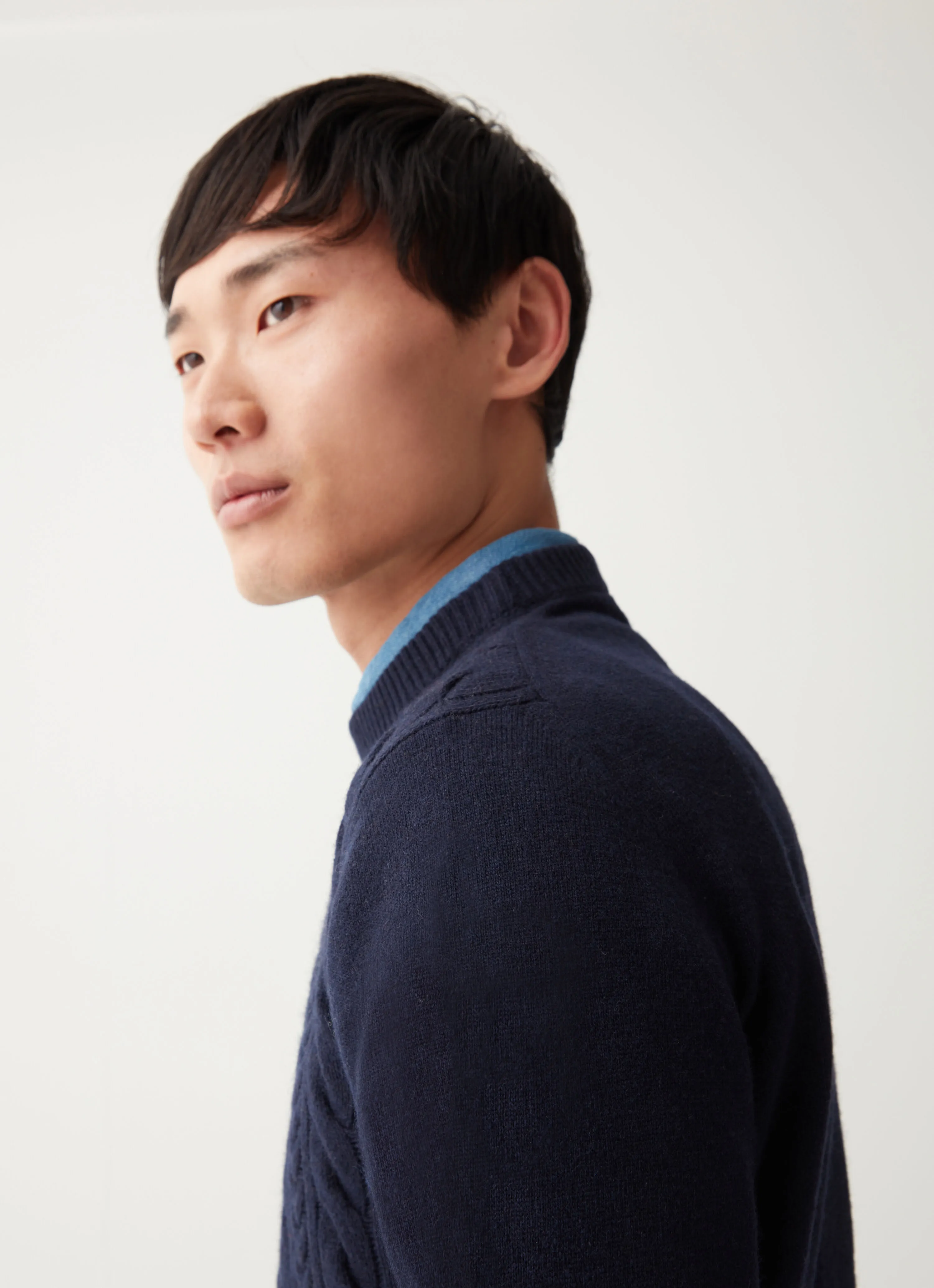 Crew-neck cable-knit pullover