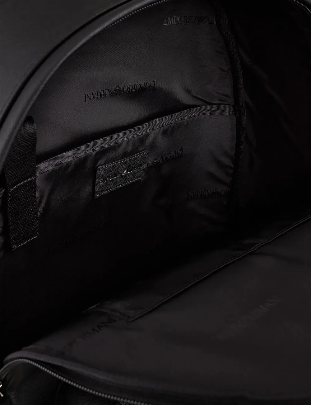 Emporio Armani     Zaino in pelle rigenerata placchetta aquila Nero