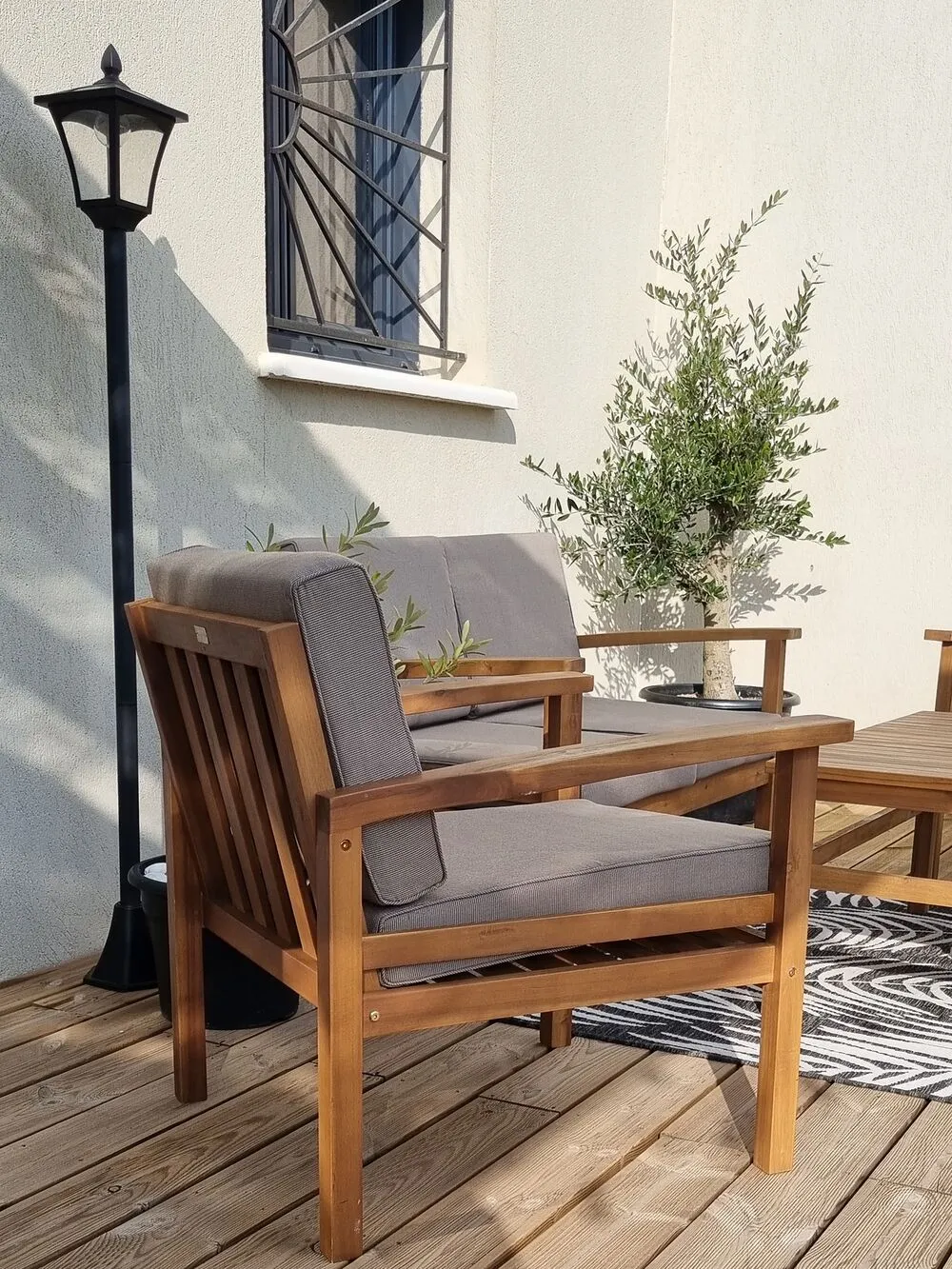 Garden Lounge Set with Table and Ottoman 4 Seater MANILA Acacia Wood Light Brown