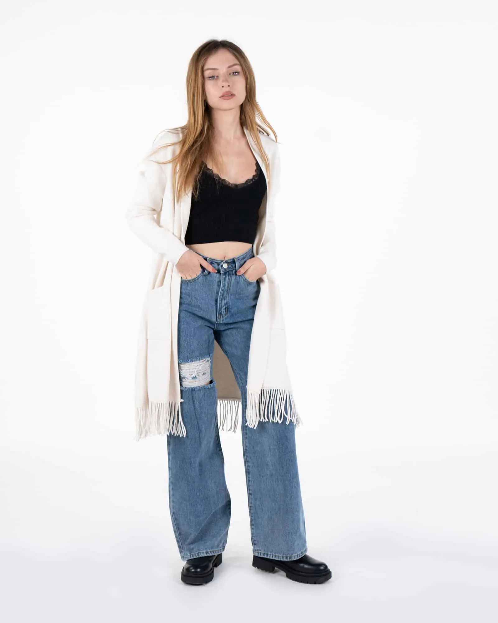 Jeans a palazzo con strappi