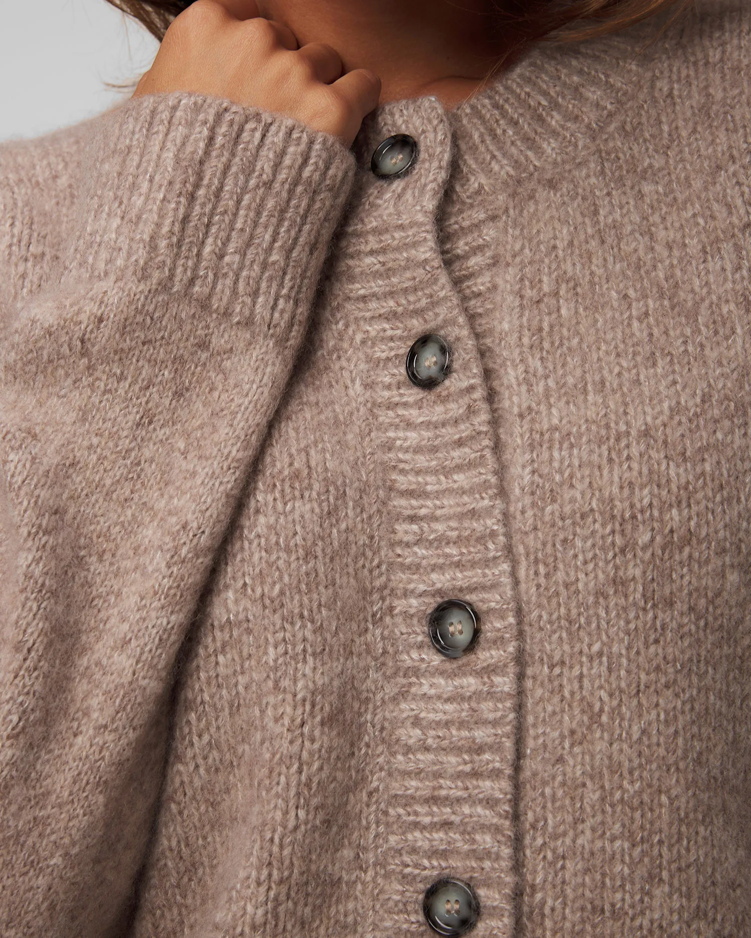 Maglione in cashmere da donna Allude 78010-46