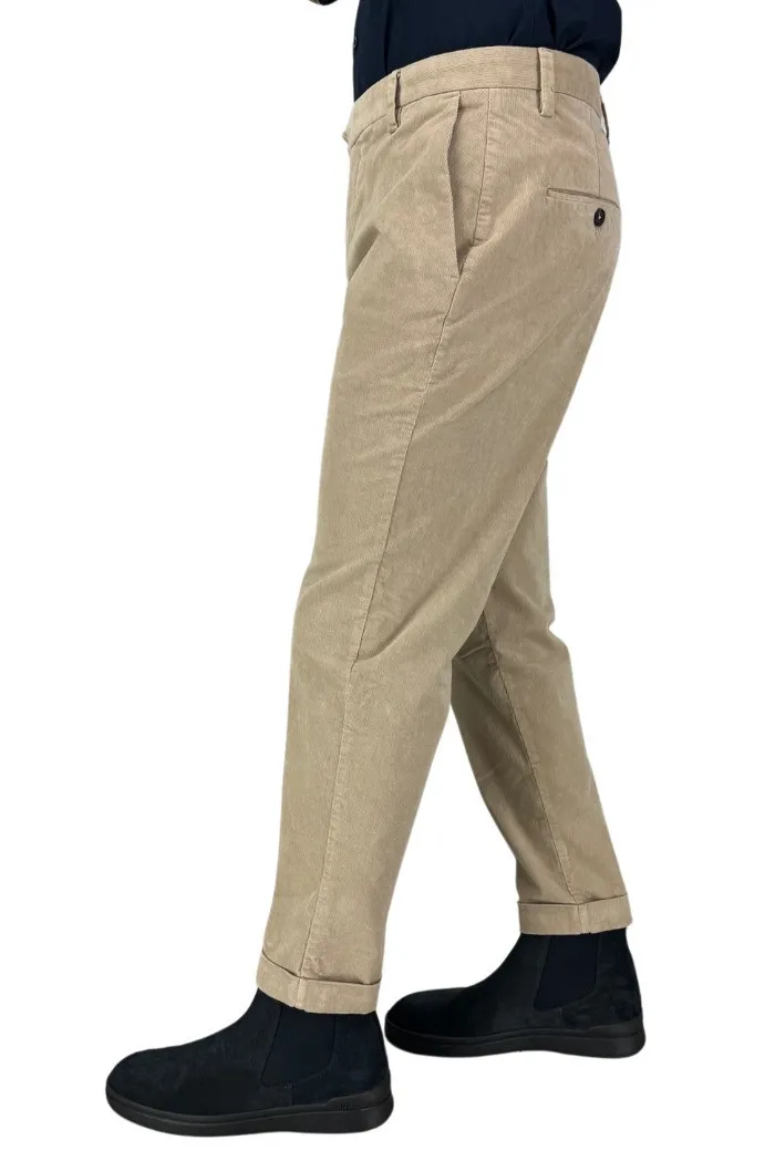 Markup pantalone cropped in velluto a costine carrot mk595138