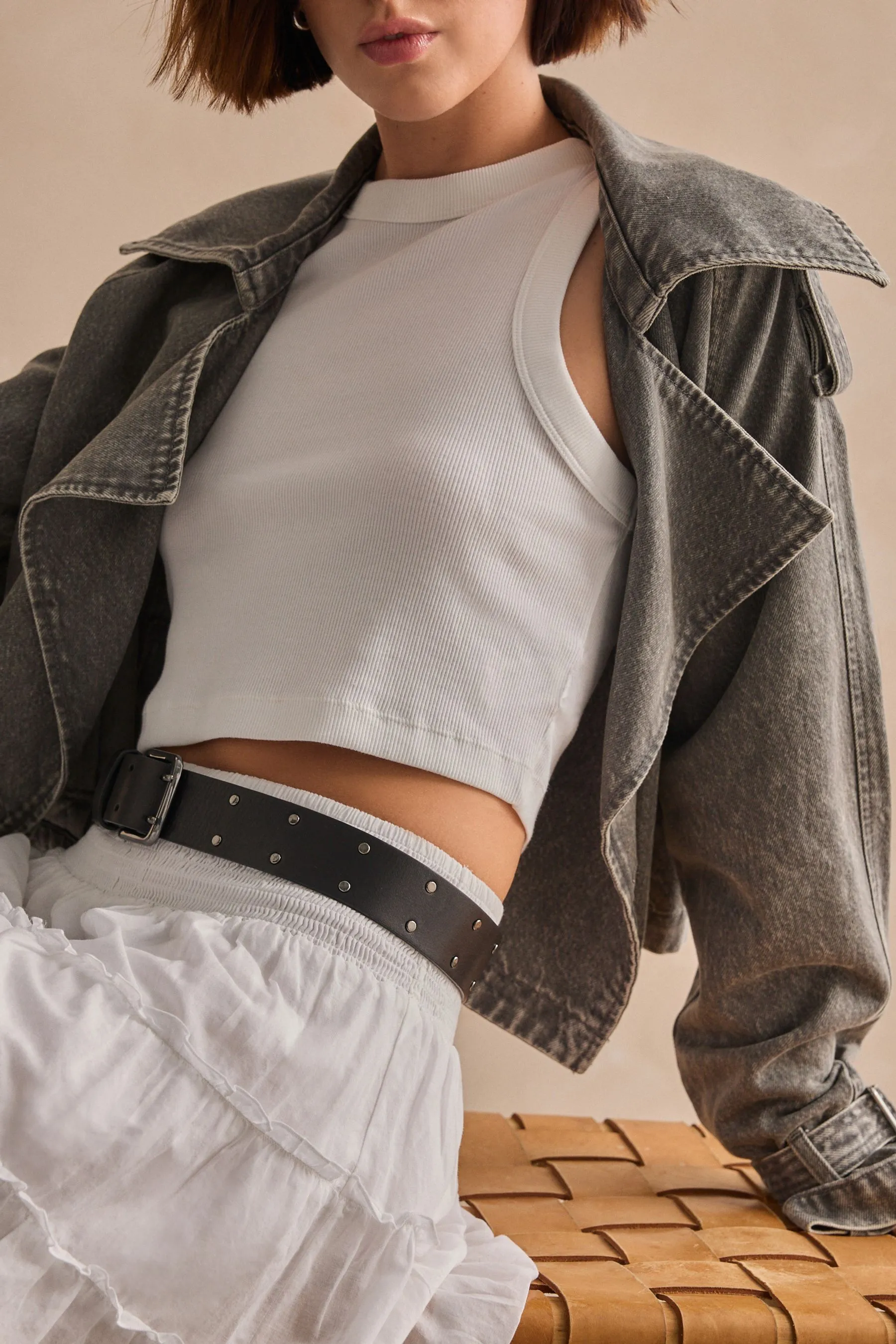 Nero  - Cintura premium in pelle con borchie