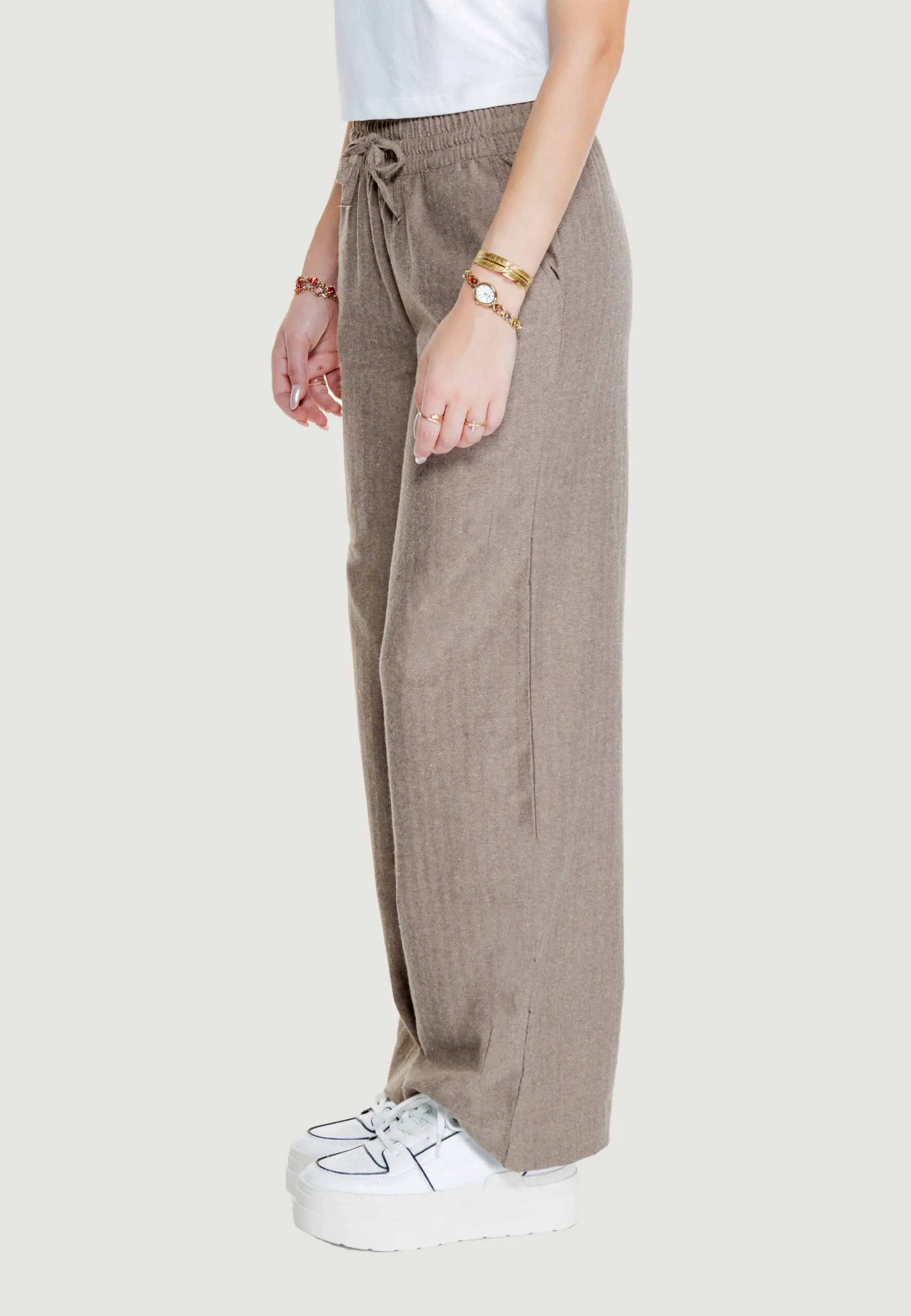 Pantaloni a palazzo Jacqueline De Yong JDYPAULA LIFE HW WIDE PANT WVN Cioccolato