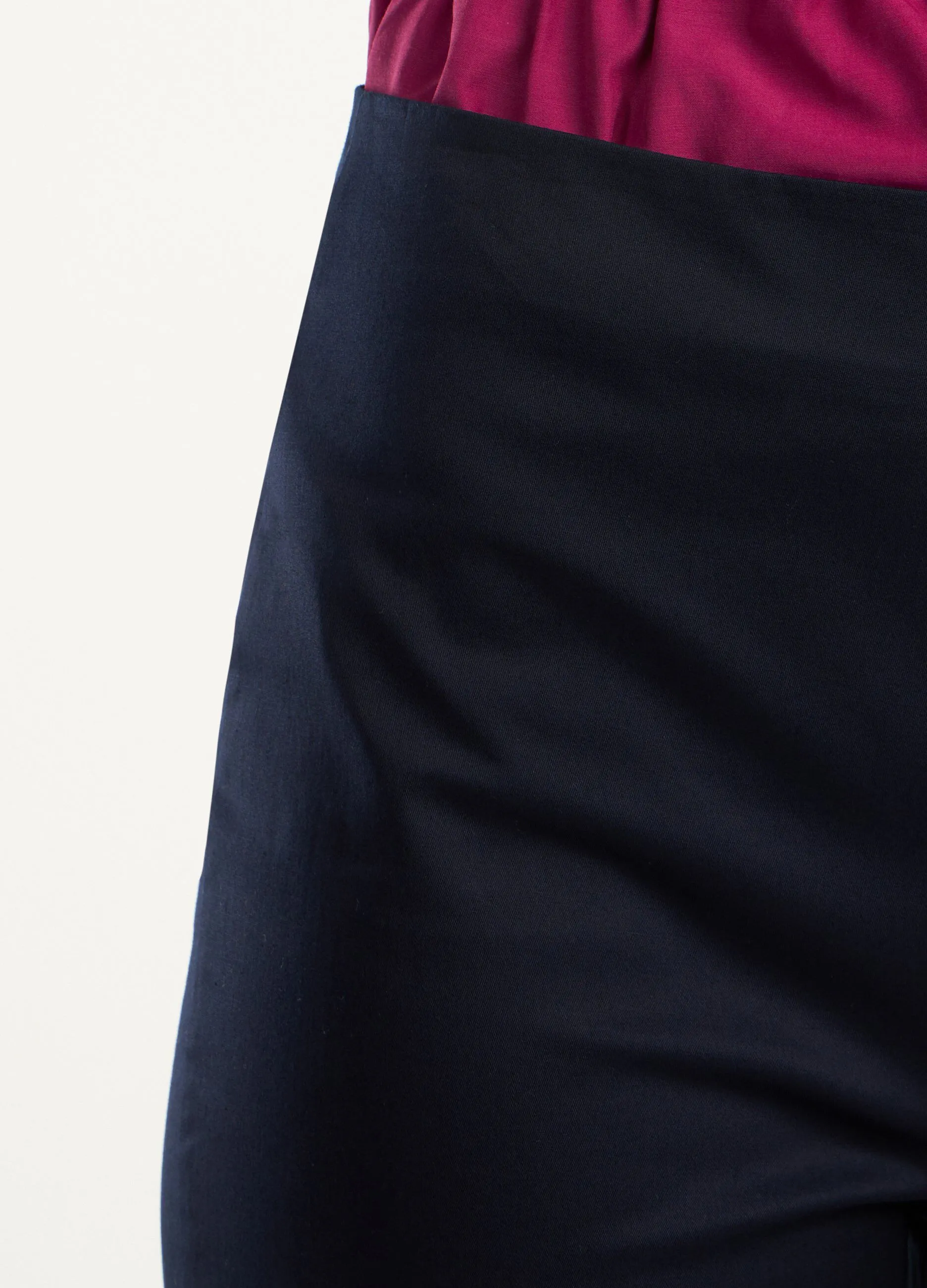 Pantaloni capri in cotone elasticizzato donna