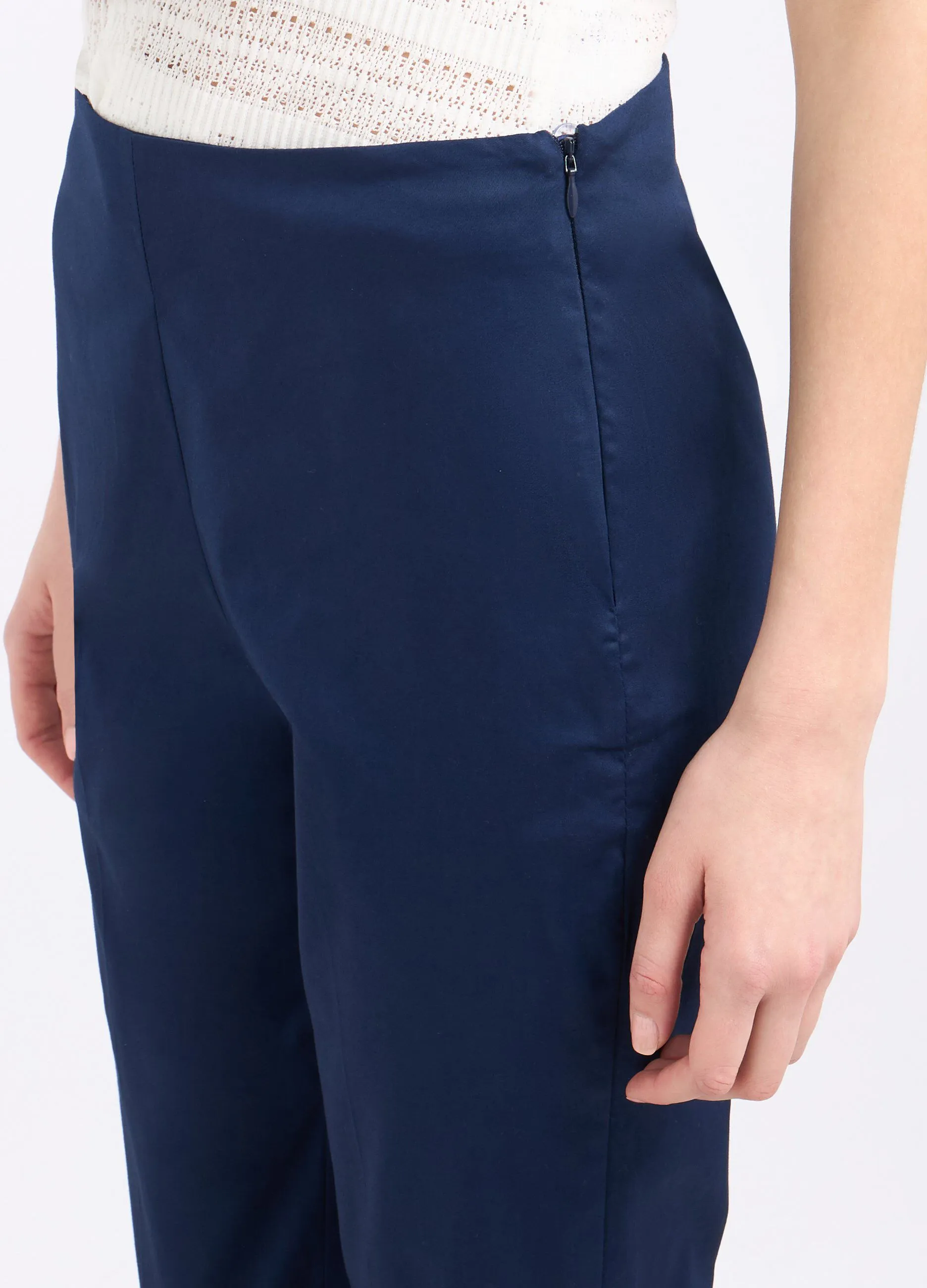 Pantaloni capri in cotone stretch donna