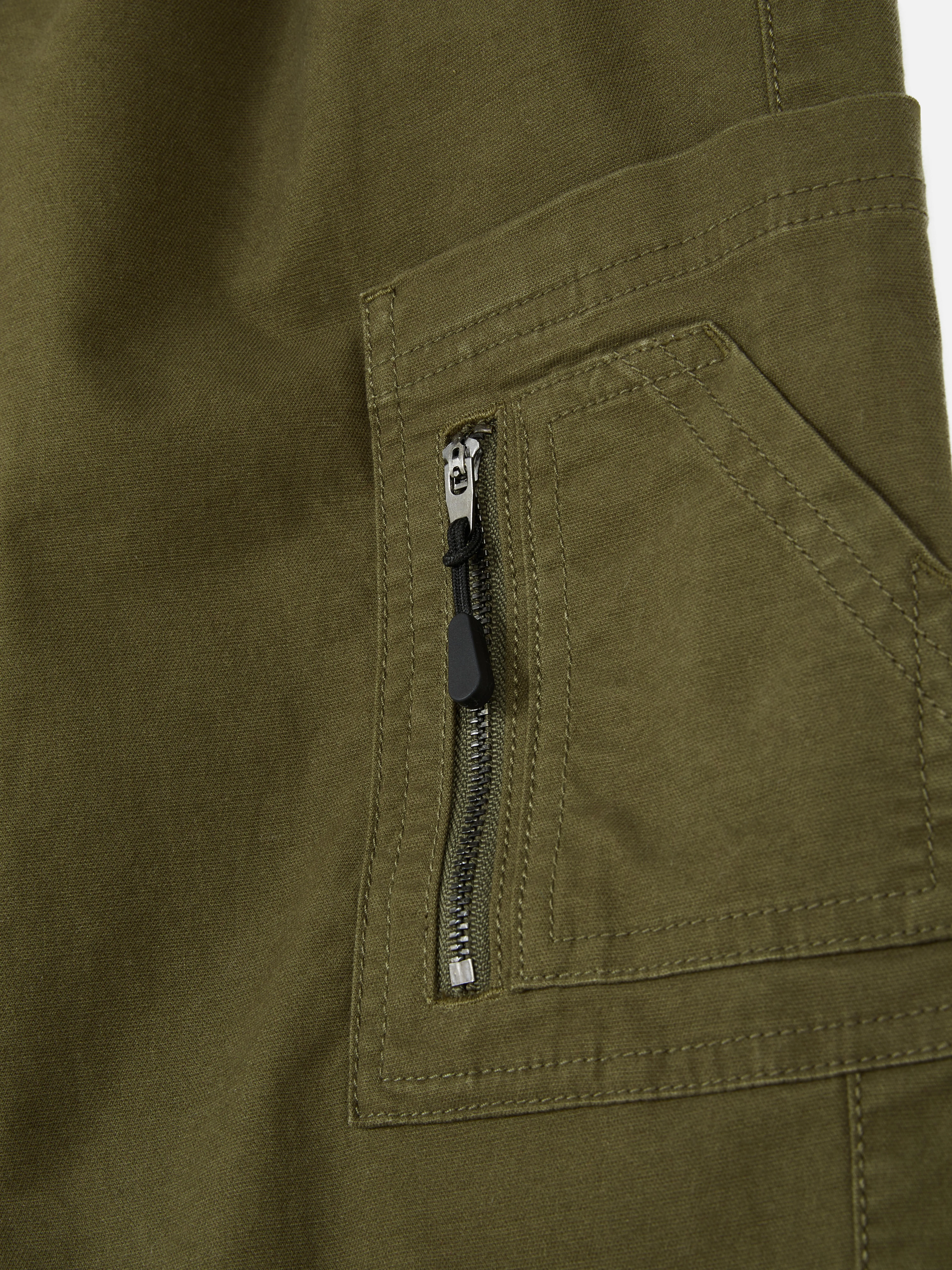 Pantaloni cargo con coulisse