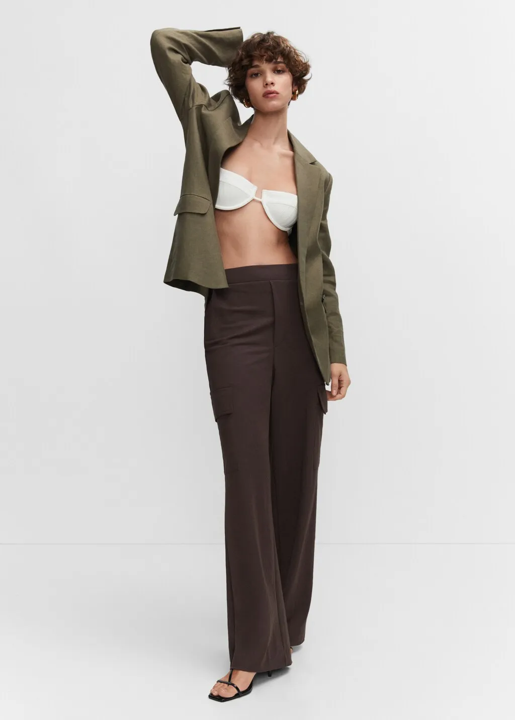 Pantaloni wideleg stile cargo