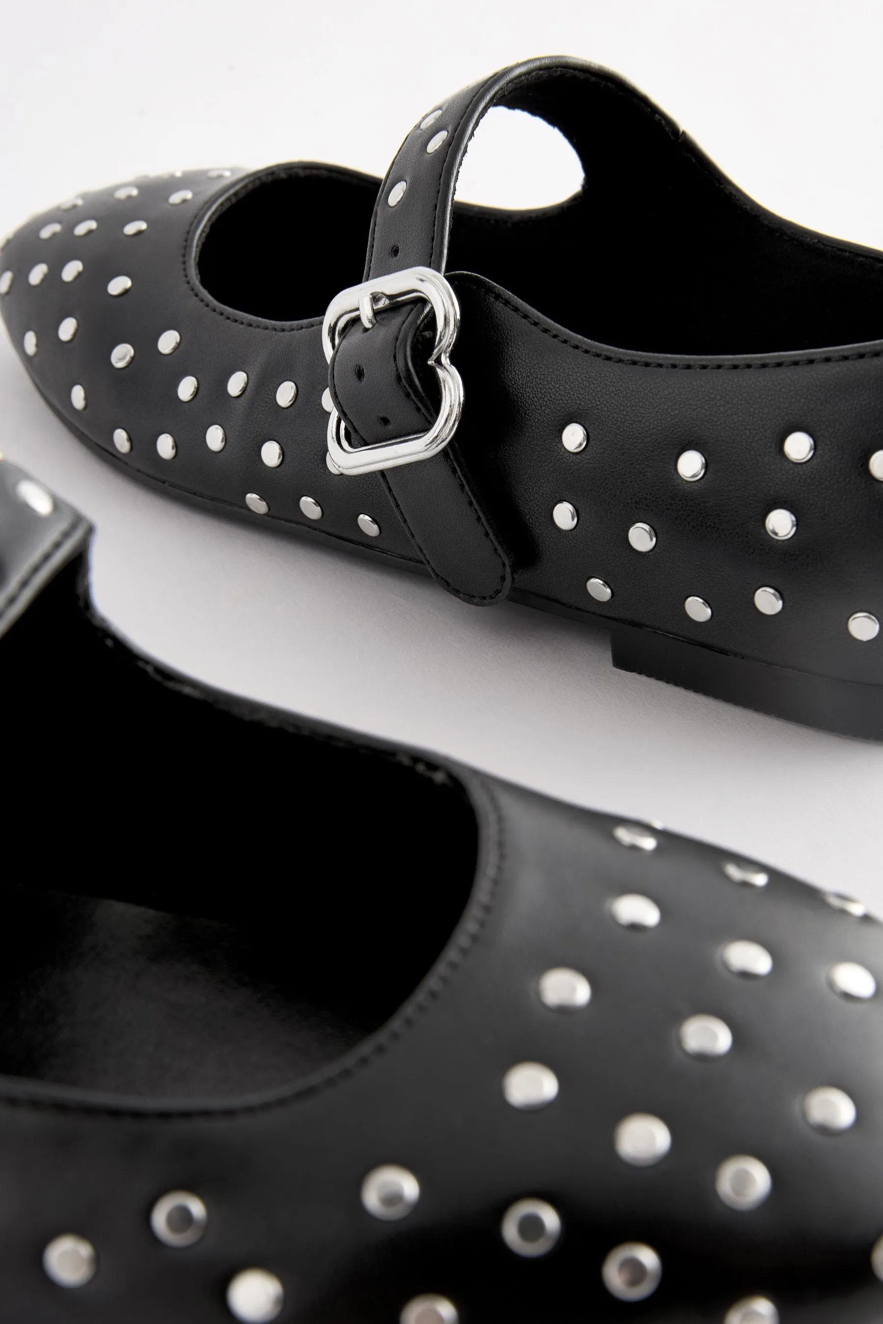 Scarpe Mary Jane con borchie    