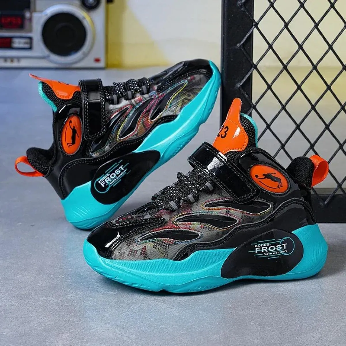 Scarpe per bambini per ragazzi Scarpe da ginnastica per bambini invernali da esterno Neve antiscivolo Sport da passeggio Resiste