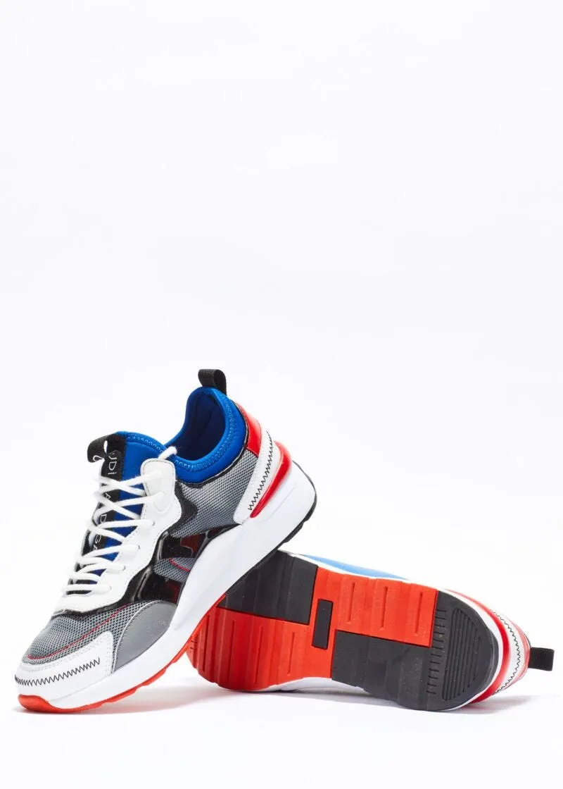 Sneaker in tessuto traspirante
