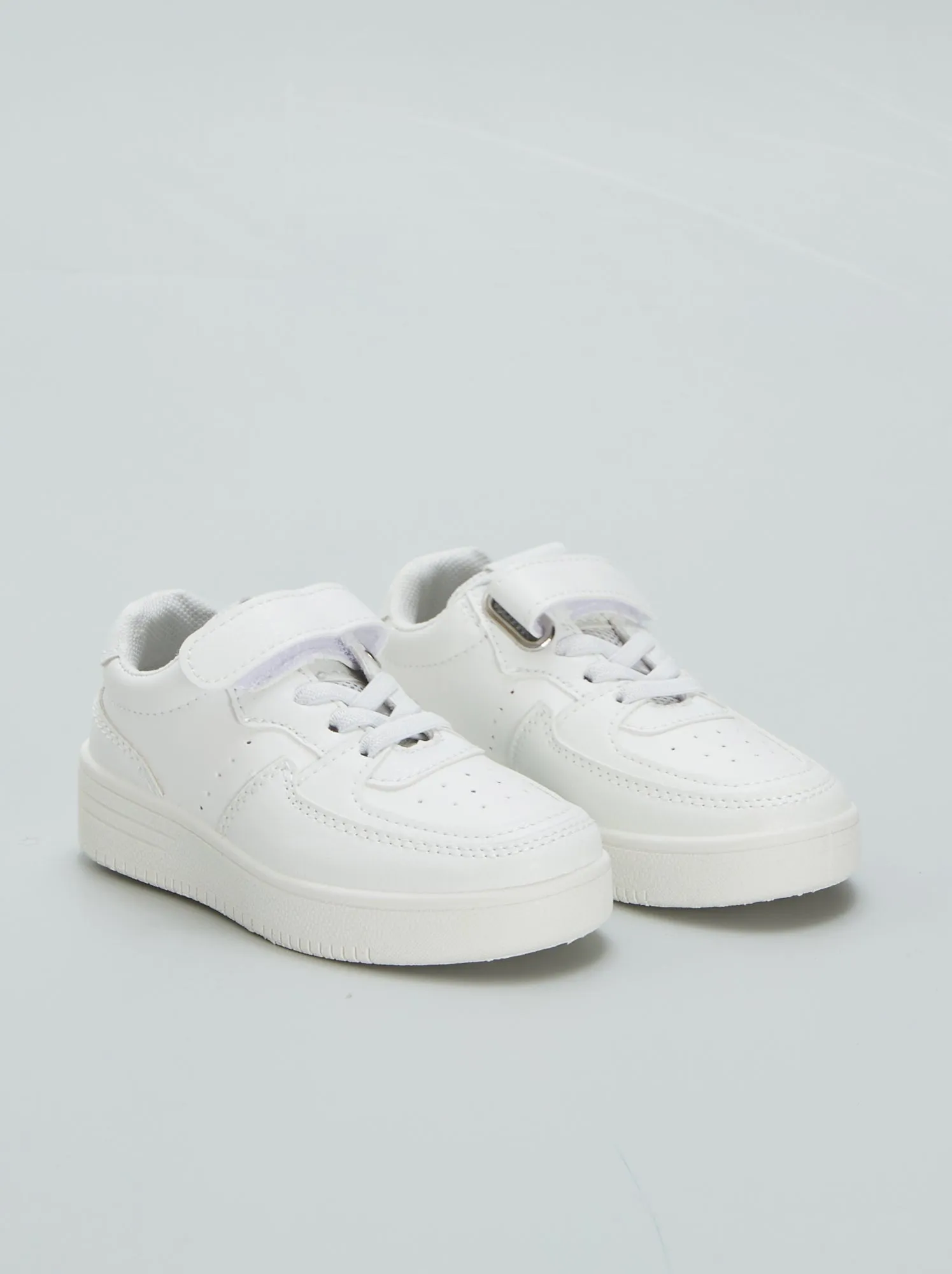 Sneakers basse con strappi e lacci - BIANCO