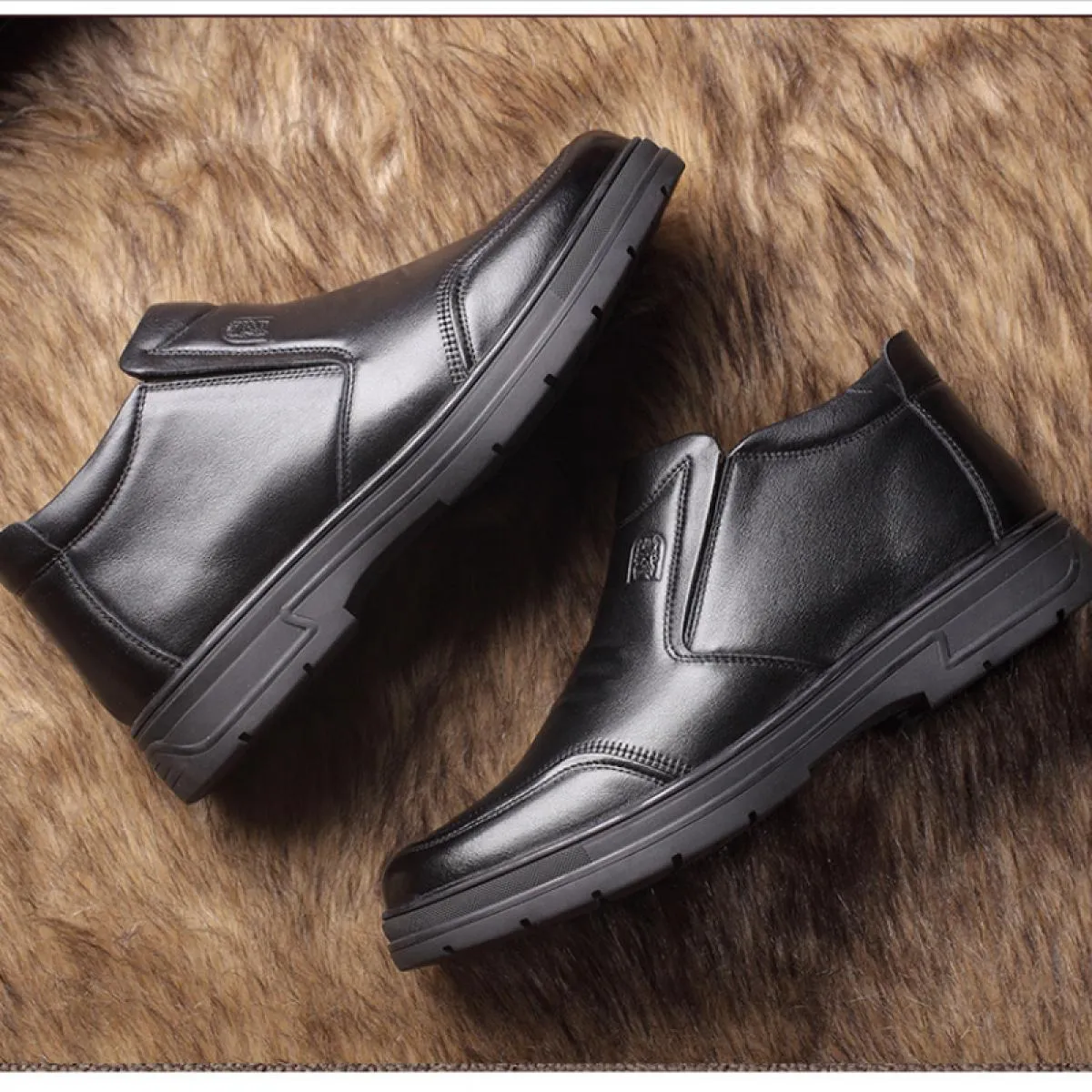 Stivali invernali da uomo in pelle ispessita Scarpe da lavoro alte in cotone Testa tonda antiscivolo Comode scarpe da passeggio