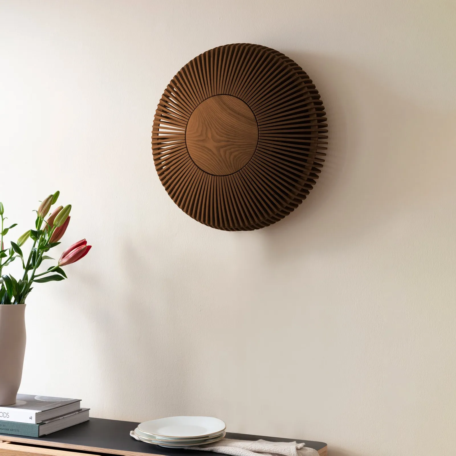 UMAGE Clava up applique Ø 35 cm legno scuro