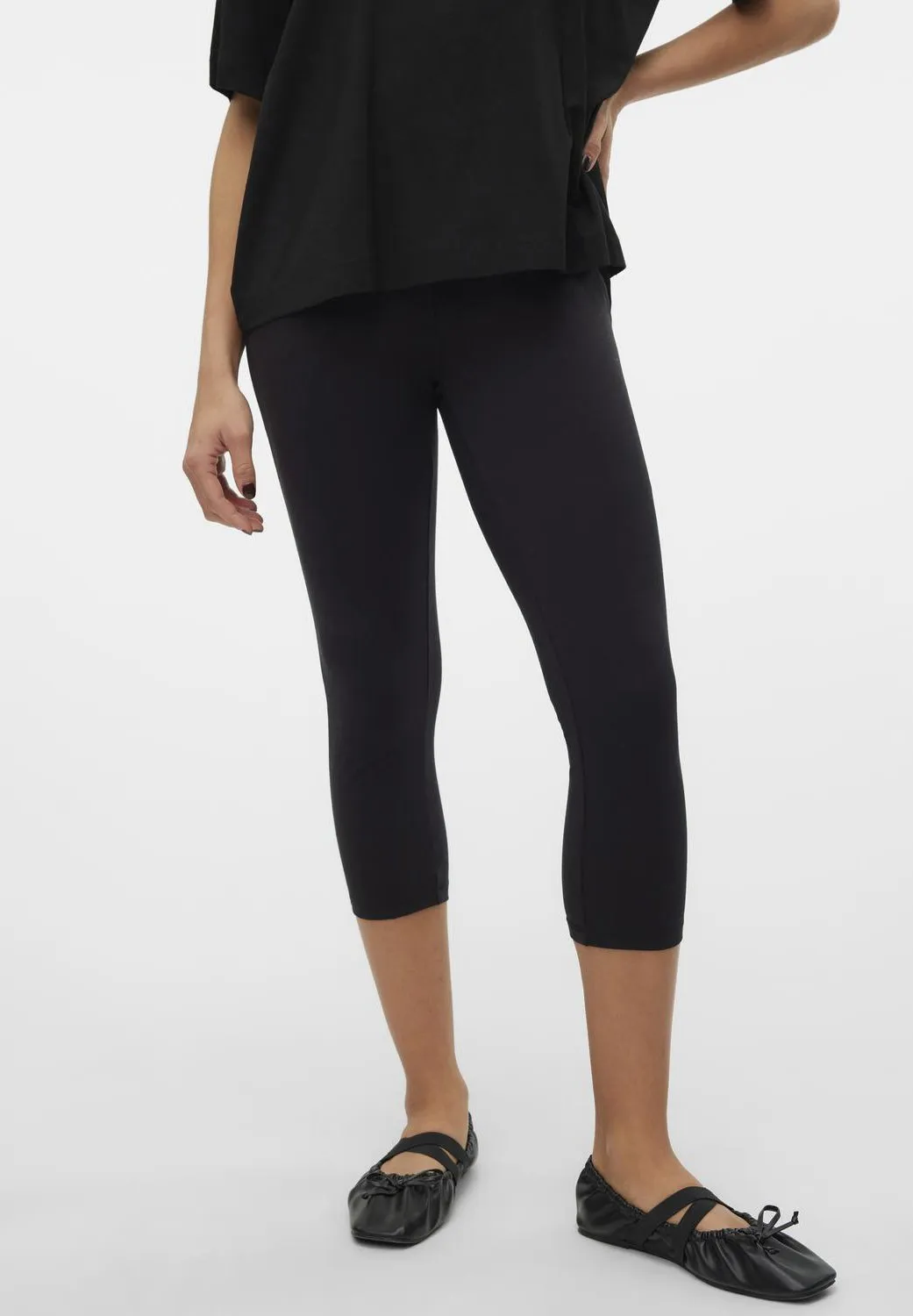 VMMAXI CAPRI - Shorts